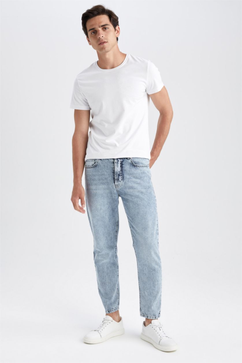 رجال أزرق فاتح بنطلون جينز 90’S قصة ضيقة مستدام