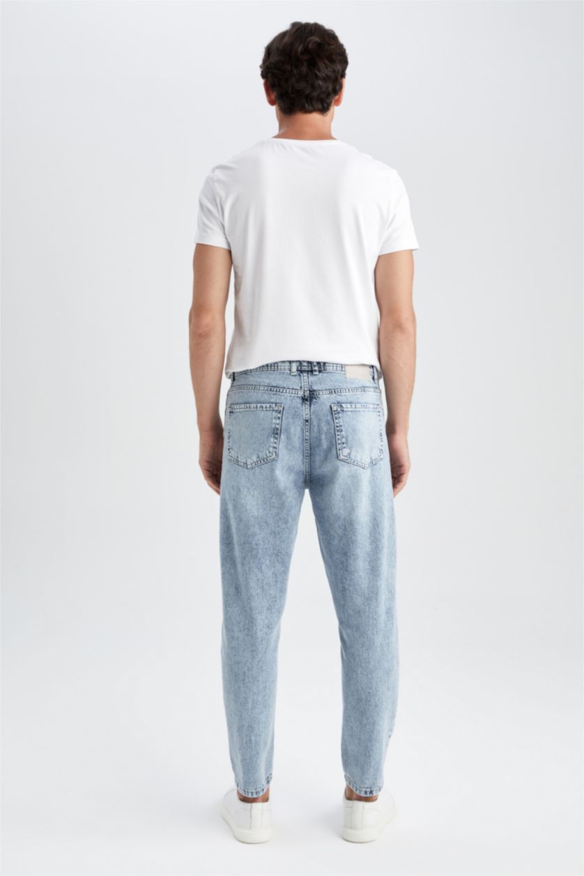 رجال أزرق فاتح بنطلون جينز 90’S قصة ضيقة مستدام