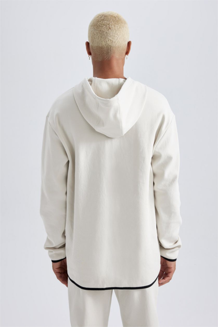 MAN Stone Standard Fit Sweatshirt