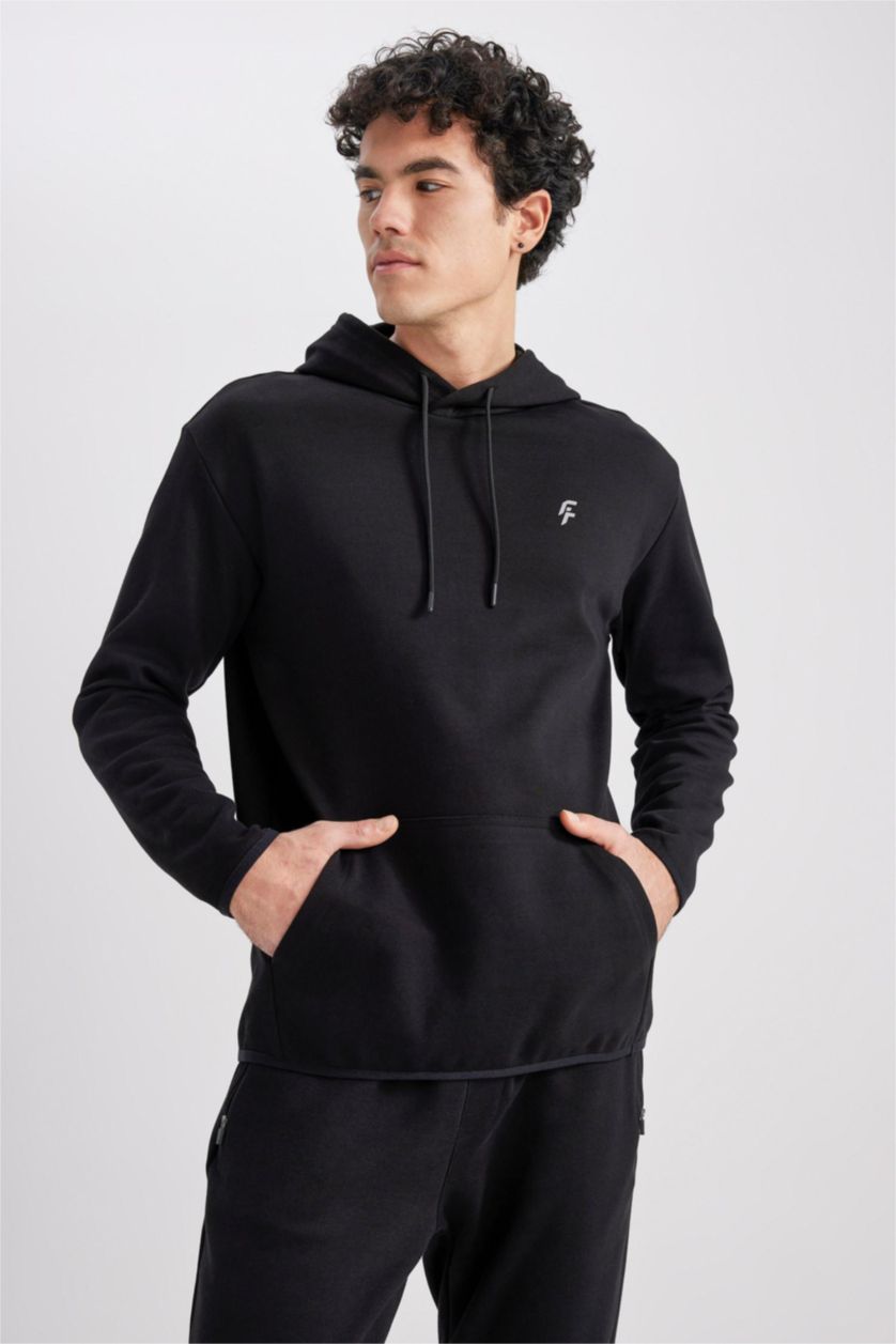 Man Black Standard Fit Sweatshirt