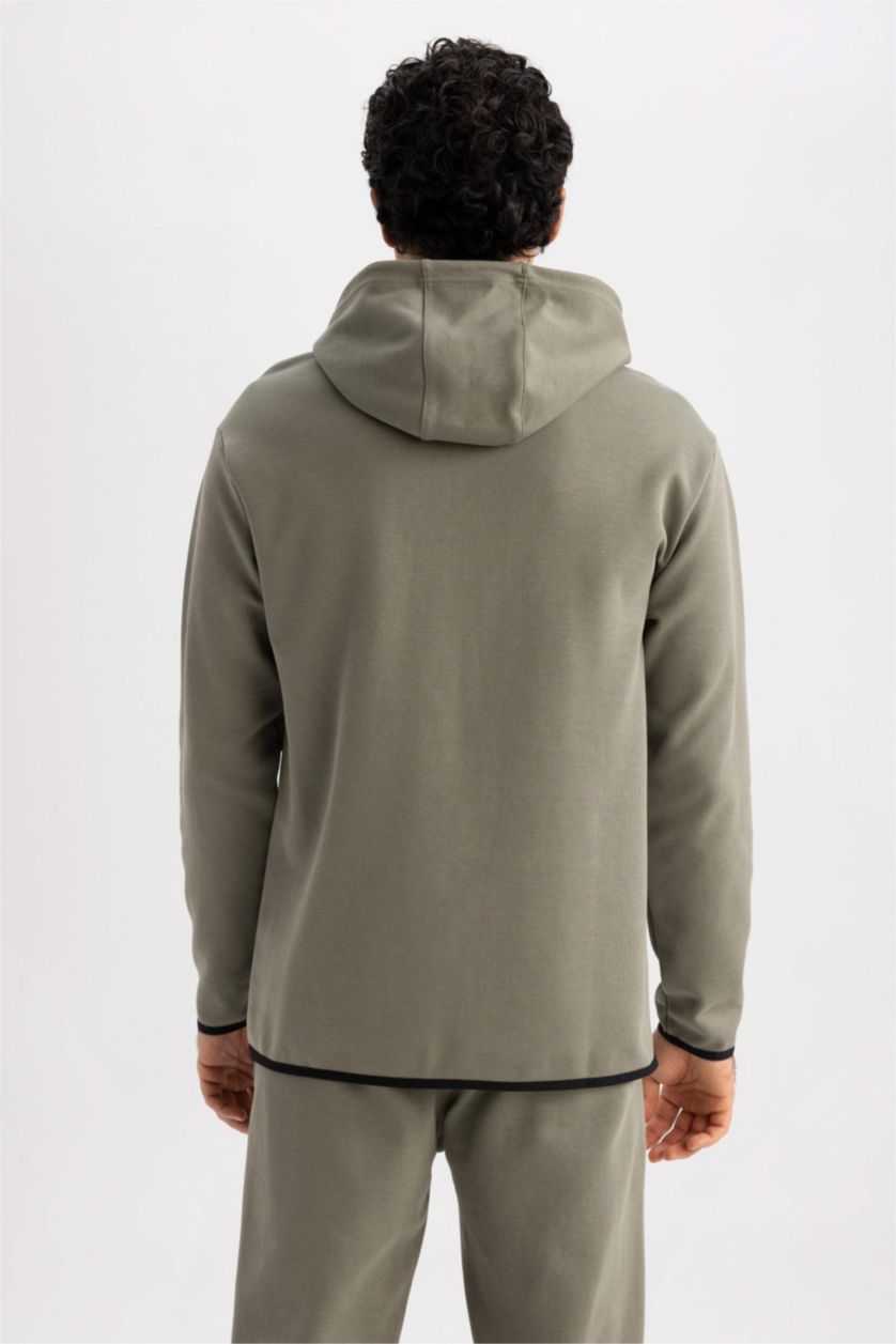 رجال كاكي فاتح سويت شيرت قصة عادية وغطاء للرأس بجيب