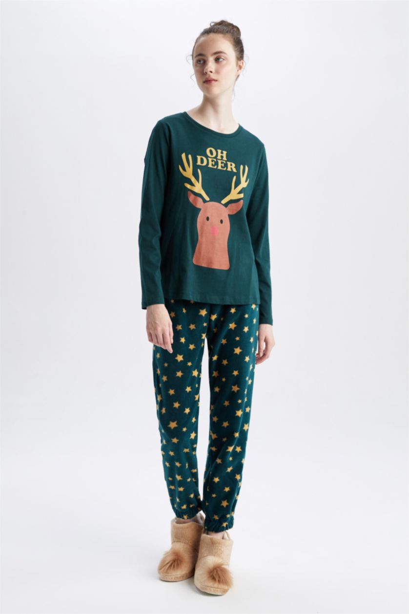 نساء أخضر غامق سيت بيجاما مطبوع من القطيفة بقصة عادية بطباعة الكريسمس - قطعتين