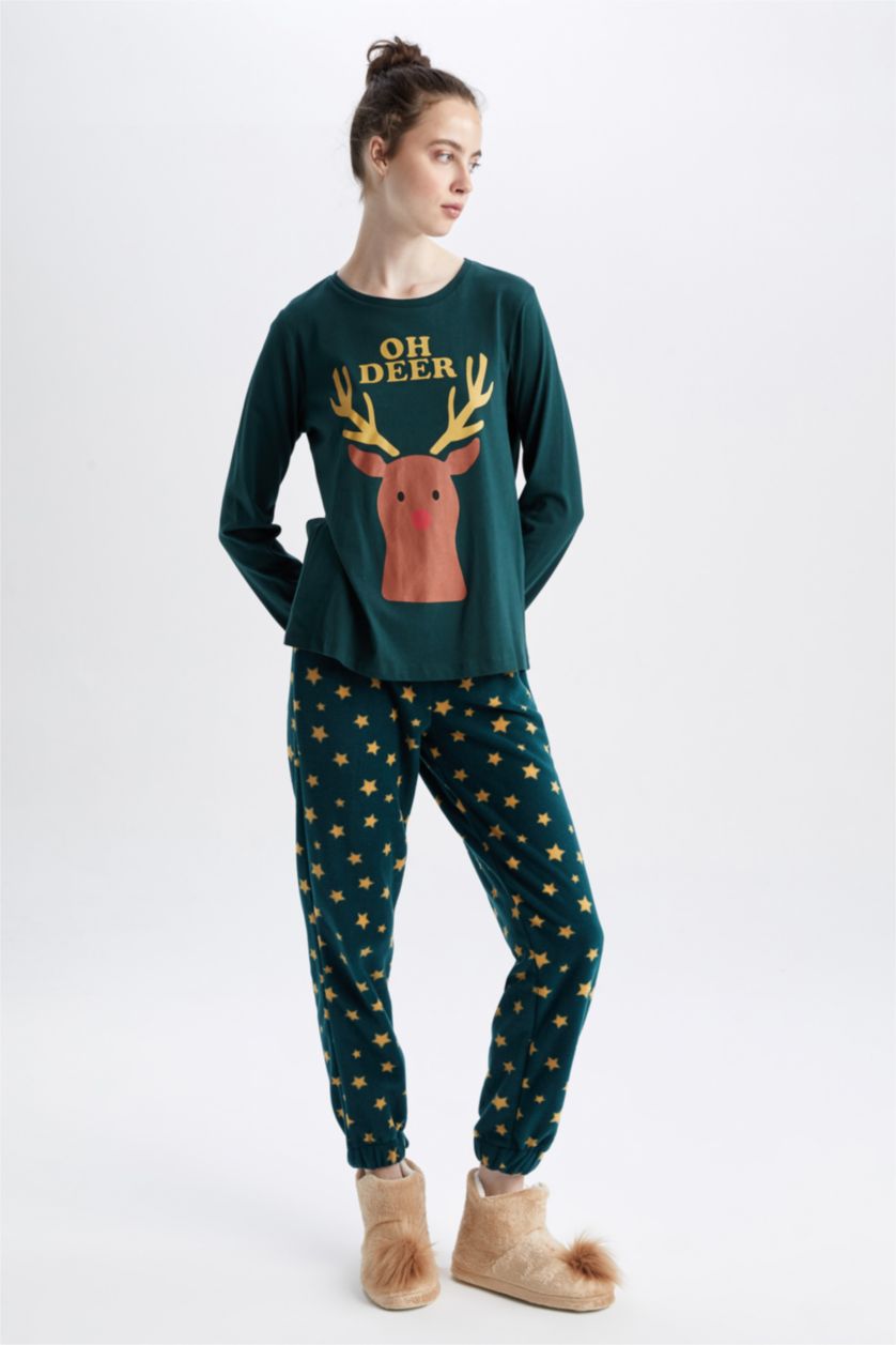 نساء أخضر غامق سيت بيجاما مطبوع من القطيفة بقصة عادية بطباعة الكريسمس - قطعتين