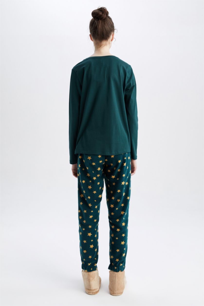 نساء أخضر غامق سيت بيجاما مطبوع من القطيفة بقصة عادية بطباعة الكريسمس - قطعتين