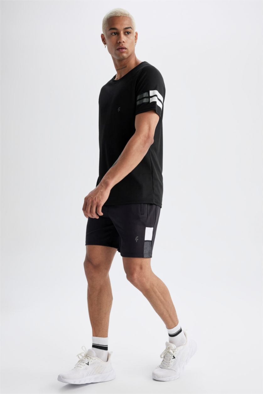 HOMME Noir Short Coupe slim raccourcie