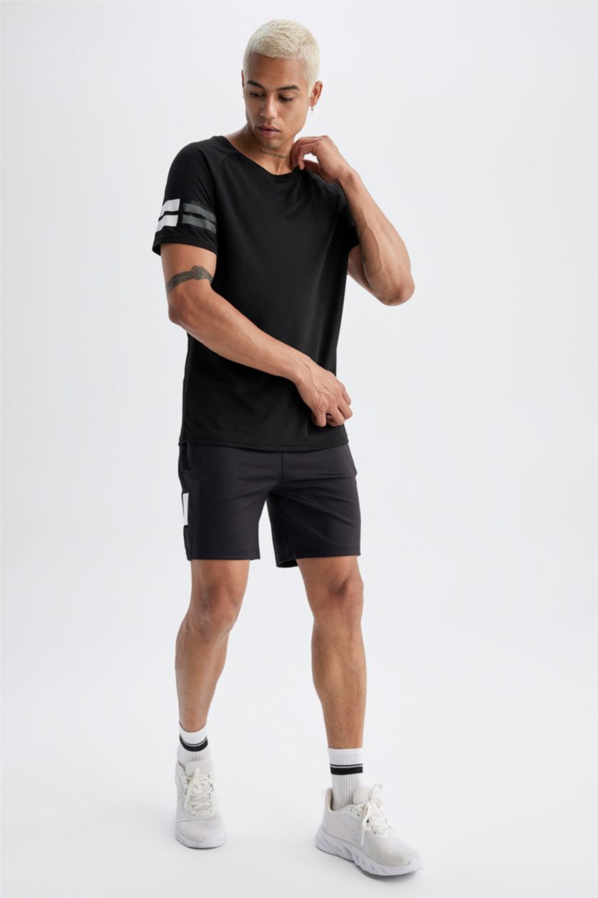 HOMME Noir Short Coupe slim raccourcie