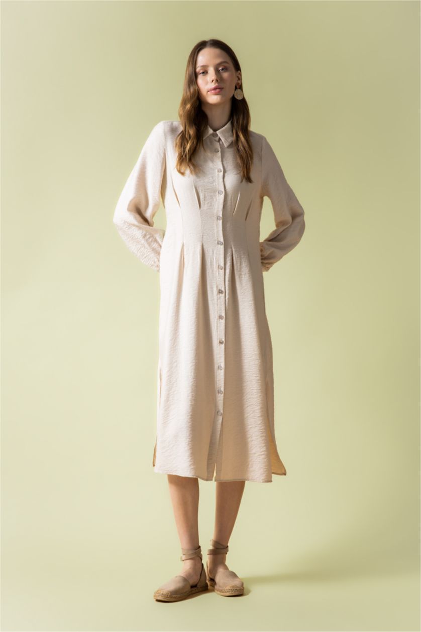 FEMME Beige Robe longue coupe classique à col chemise et fente