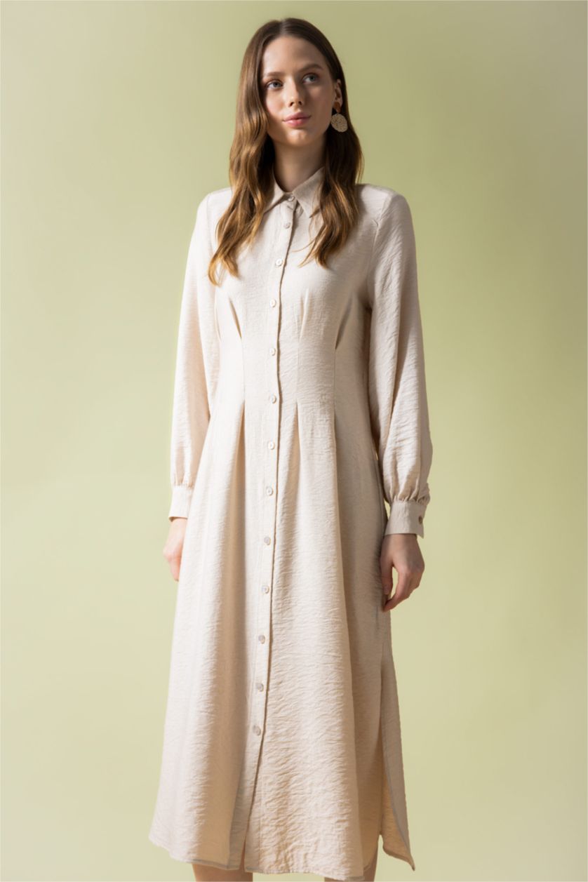 FEMME Beige Robe longue coupe classique à col chemise et fente