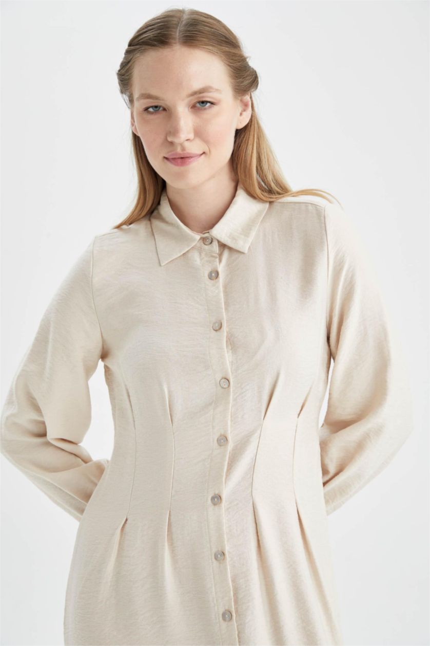 FEMME Beige Robe longue coupe classique à col chemise et fente