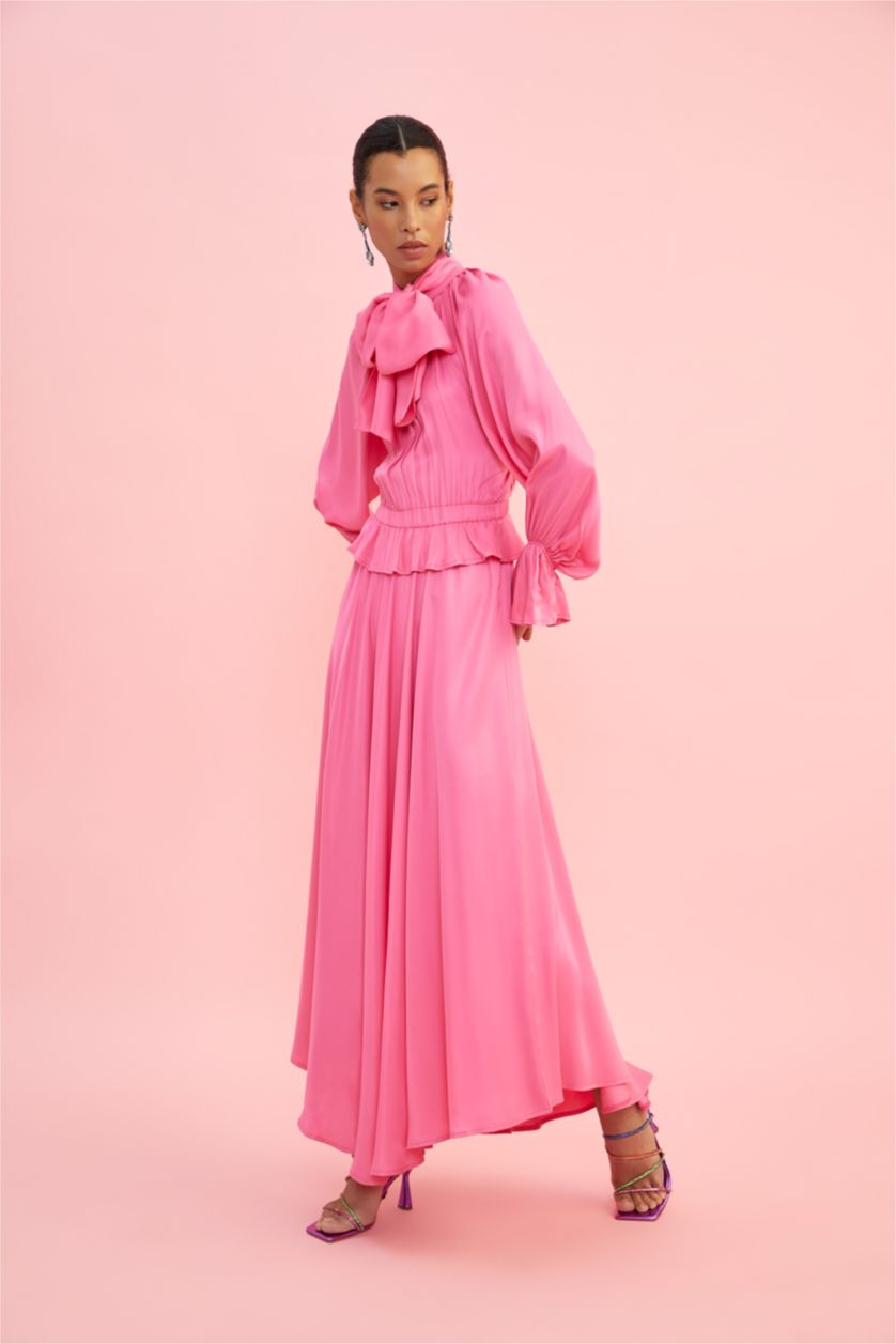 FEMME Rose Robe Tissée À Manches Longues Satinette Col montant