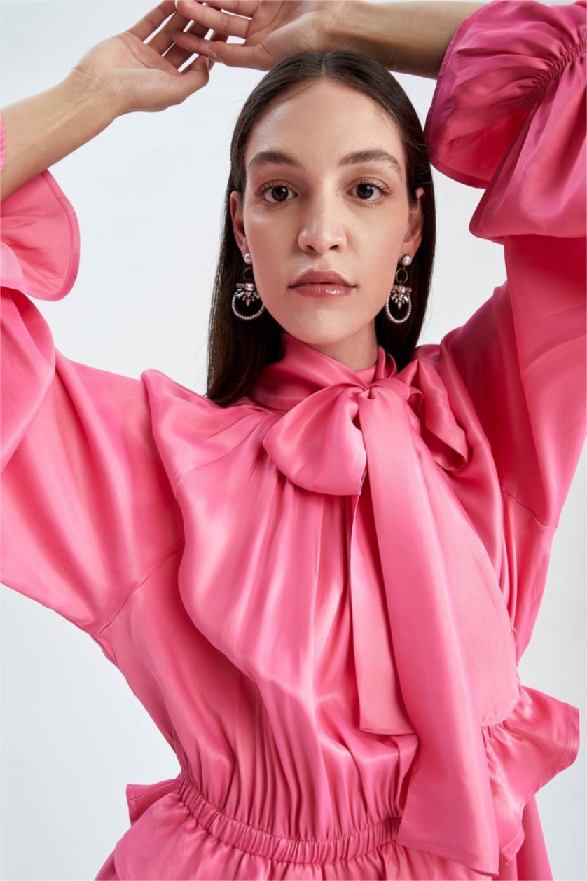 FEMME Rose Robe Tissée À Manches Longues Satinette Col montant