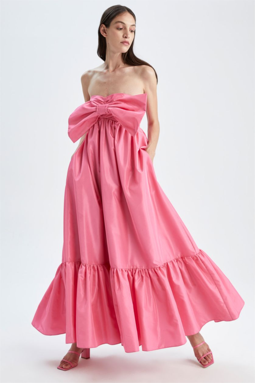 Kadın Pembe Nihan Peker Tasarım Volanlı Straplez Yakası Fiyonk Detaylı Maxi Elbise