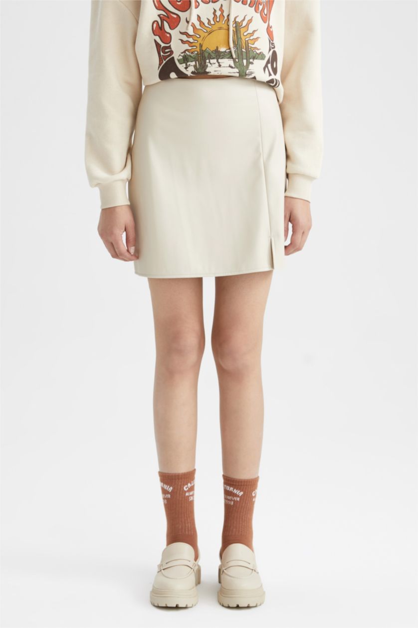 Woman Light Stone Faux Leather Mini Skirt