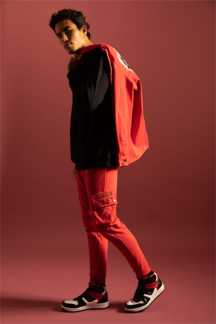 Erkek Kırmızı Slim Fit Kargo Cepli Beli Bağcıklı Lastikli Paça Baskılı Jogger Eşofman Altı