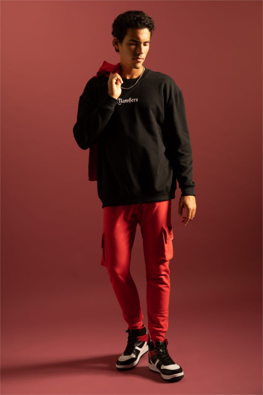 Erkek Kırmızı Slim Fit Kargo Cepli Beli Bağcıklı Lastikli Paça Baskılı Jogger Eşofman Altı