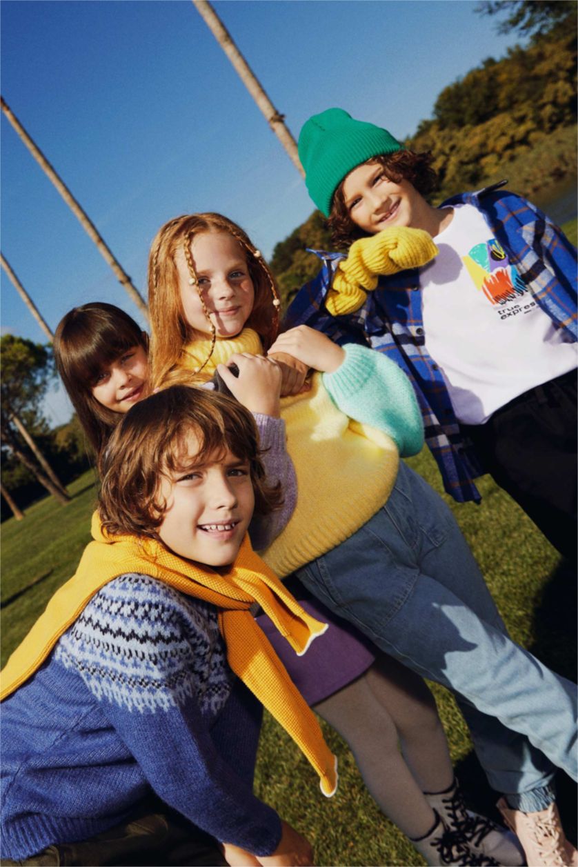 Erkek Çocuk - Genç Erkek Koyu Mavi Erkek Çocuk Regular Fit Bisiklet Yaka Kazak