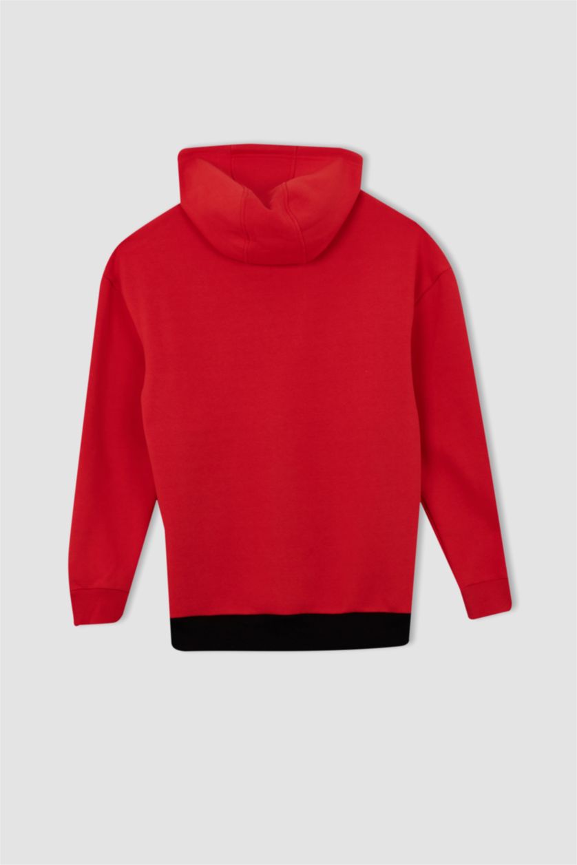 MAN Red Comfort Fit Chicago Bulls Licensed Sweatshirt