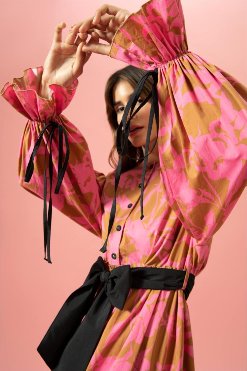 Kadın Camel Relax Fit Baskılı Uzun Kollu Kuşaklı Saten %100 Pamuk Elbise