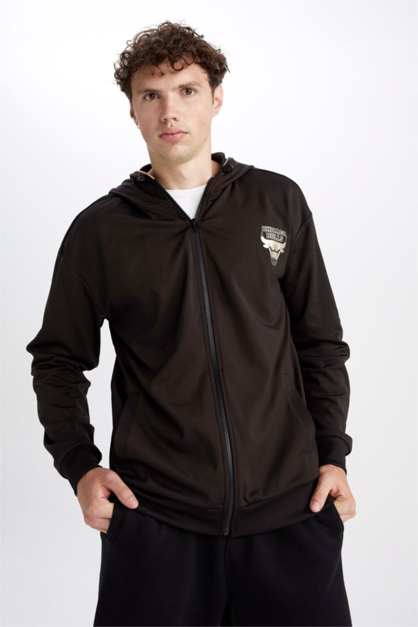 MAN Black Defacto Fit NBA Chicago Bulls Boxy Fit Cardigan