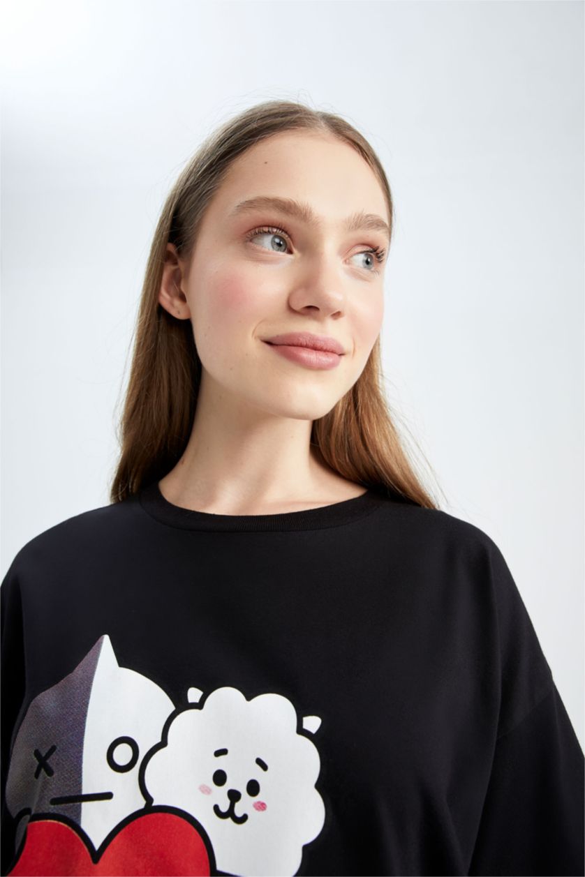 Kadın Siyah Coool BT21 Regular Fit Bisiklet Yaka Kısa Kollu %100 Pamuk Tişört