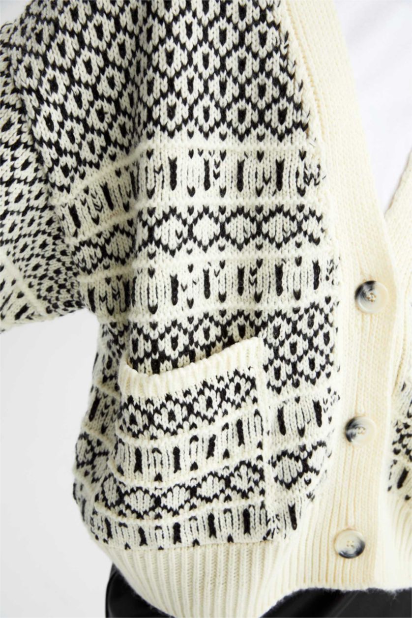 نساء بيج فاتح Oversize Fit Cardigan