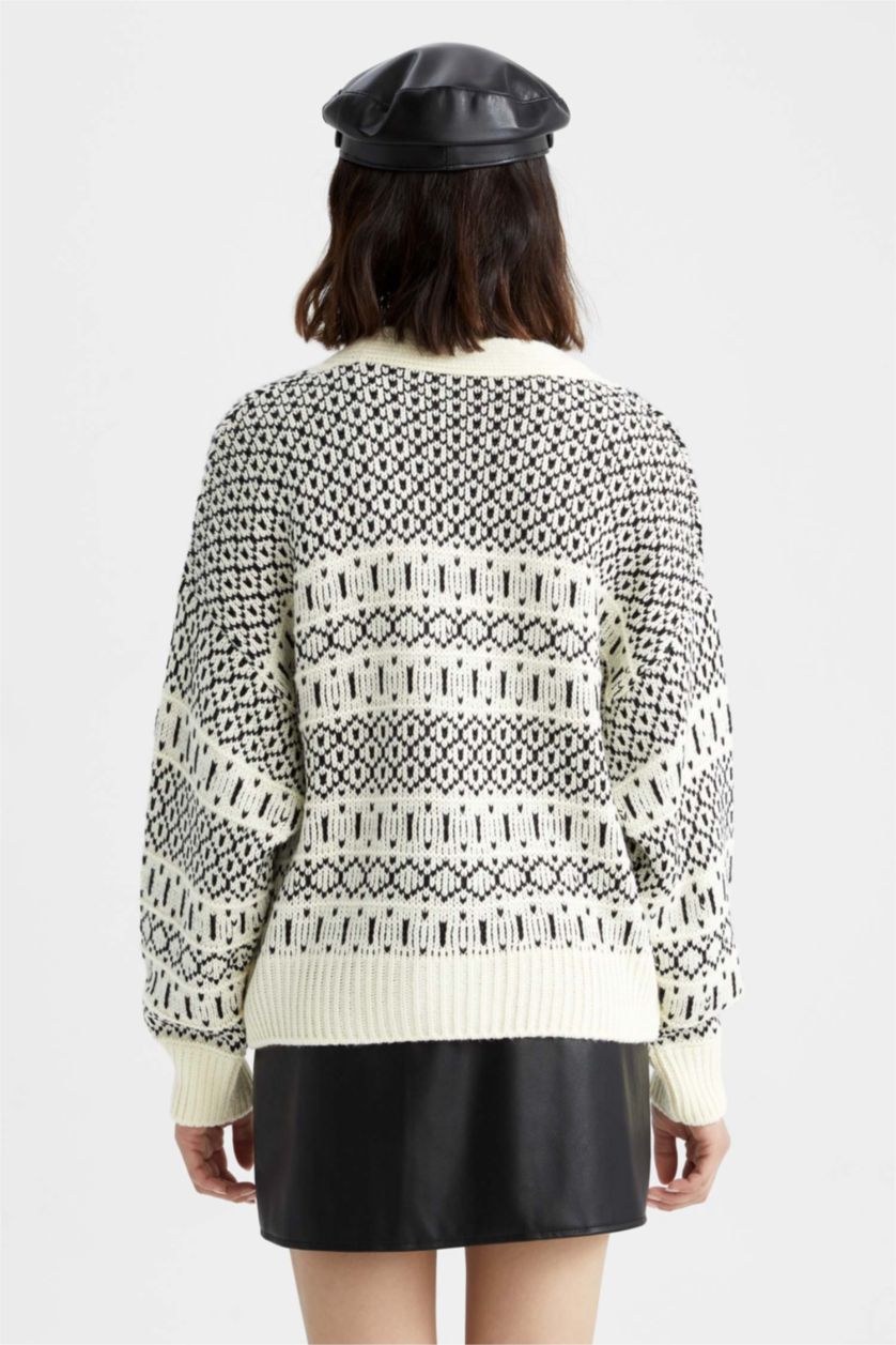 نساء بيج فاتح Oversize Fit Cardigan