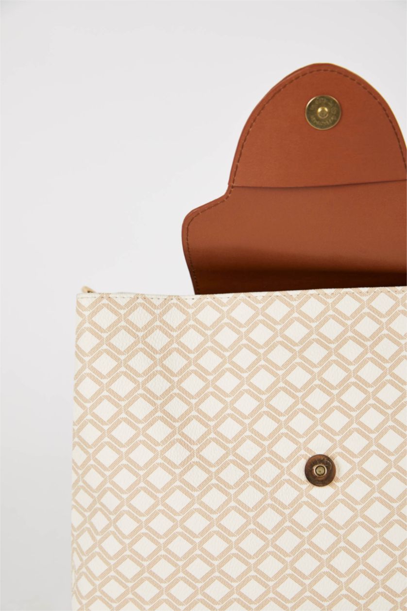 Kadın Bej Suni Deri El Çantası