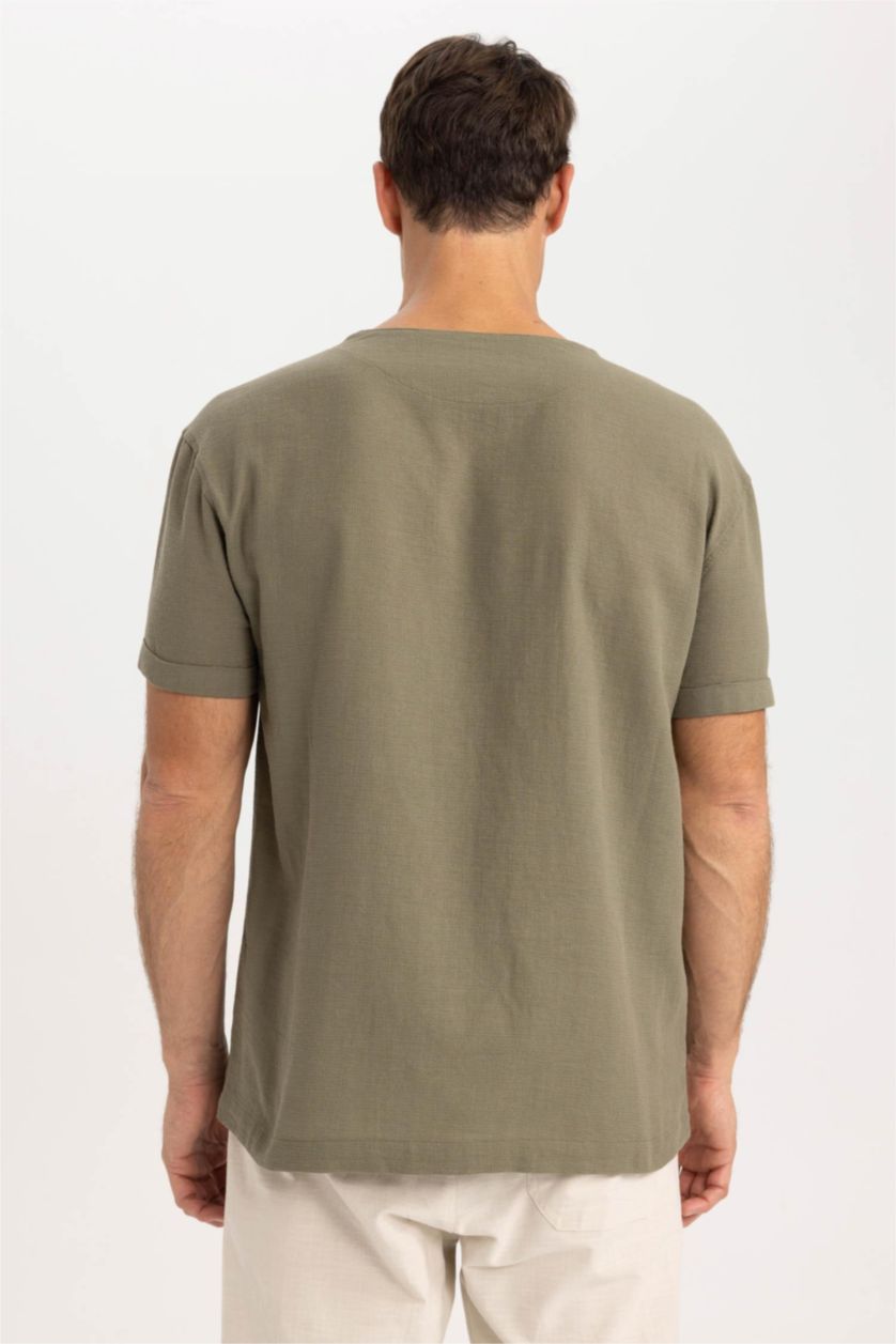 HOMME Kaki Clair Chemise À Manches Courtes Et Col En V Coupe Classique