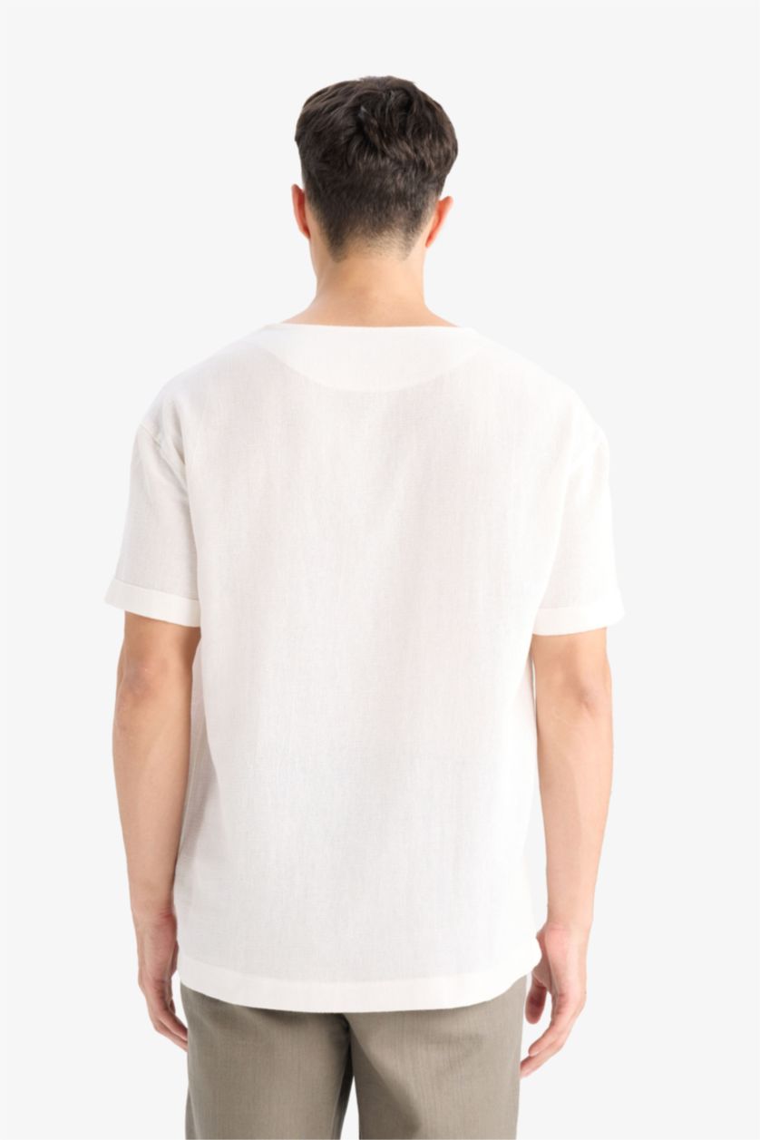 Man Ecru Regular Fit V-Neck Cotton Short Sleeve Shirt