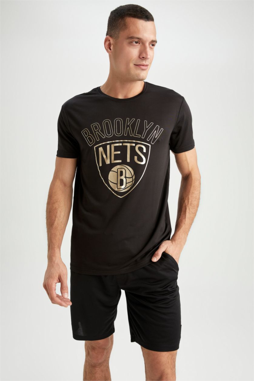MAN Black Defacto Fit NBA Brooklyn Nets Licensed Regular Fit T-Shirt