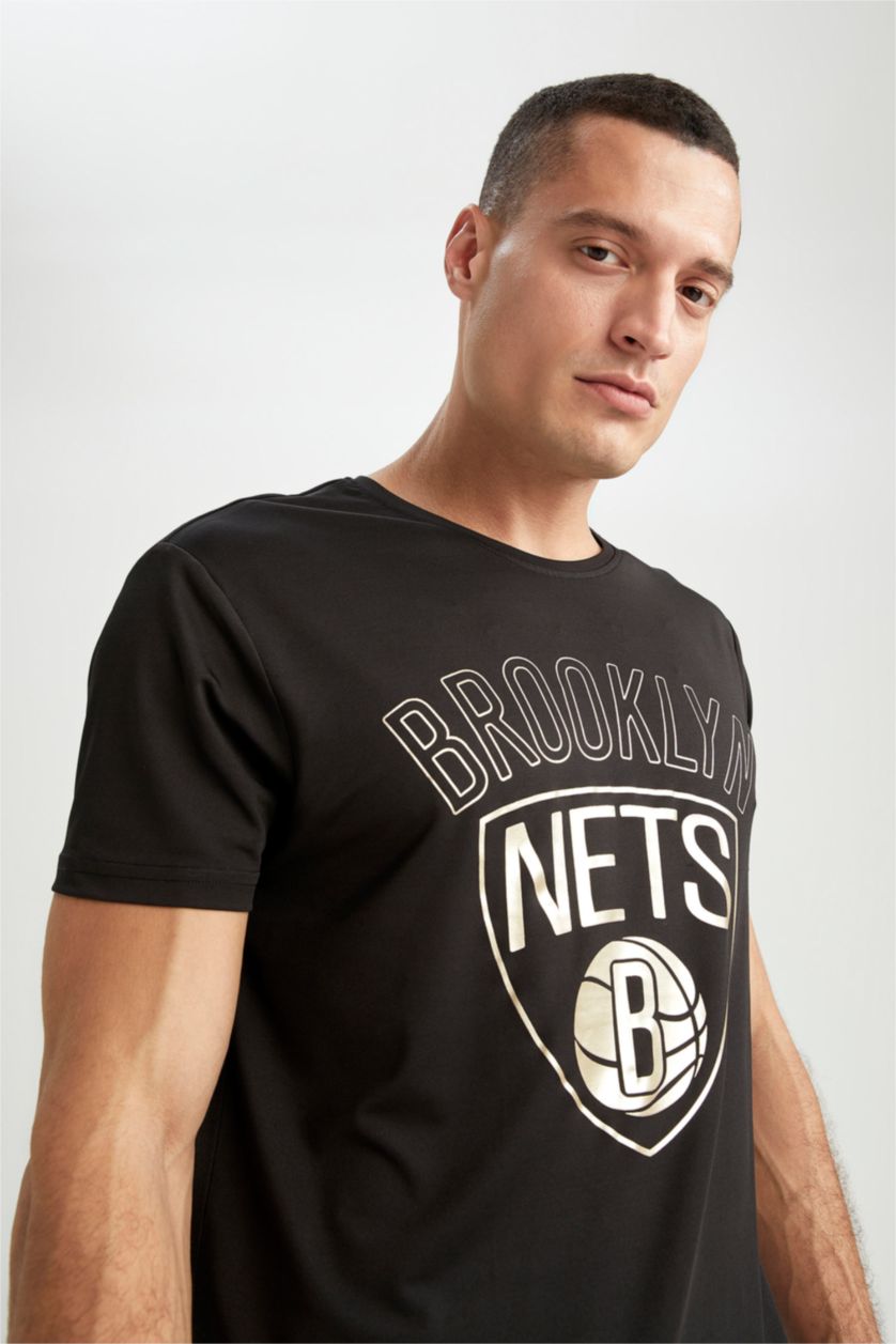 MAN Black Defacto Fit NBA Brooklyn Nets Licensed Regular Fit T-Shirt