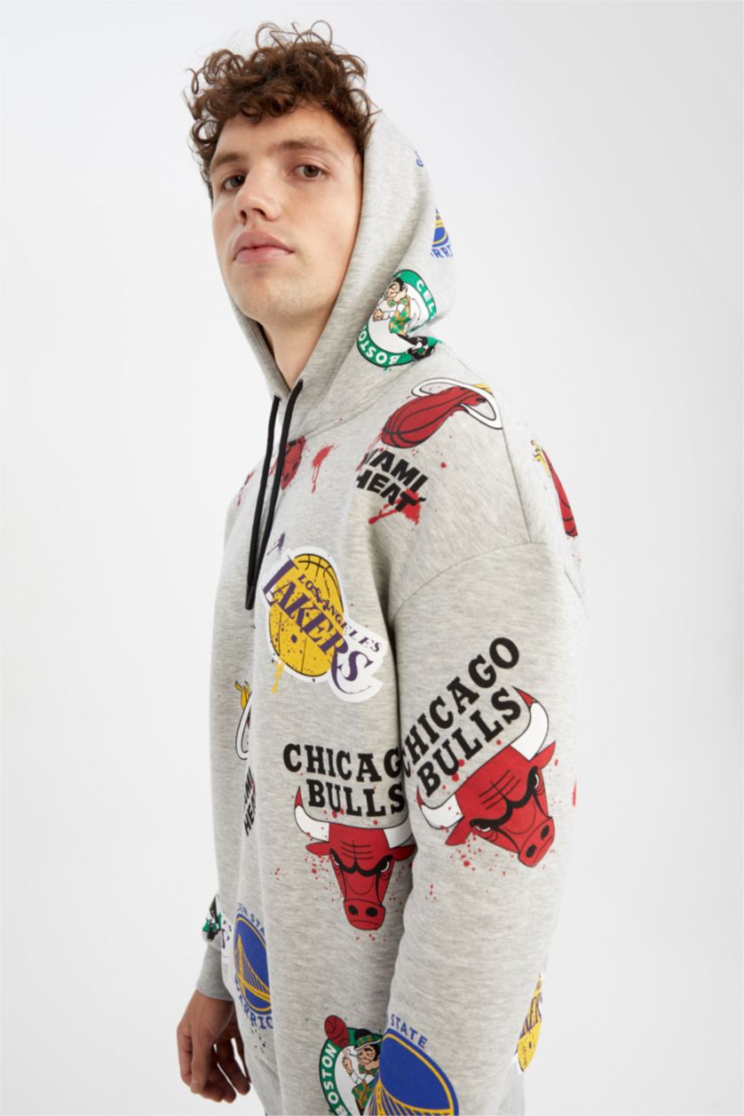 رجال ميلانج رمادي سويت شيرت قصة مريحة بغطاء للرأس NBA من