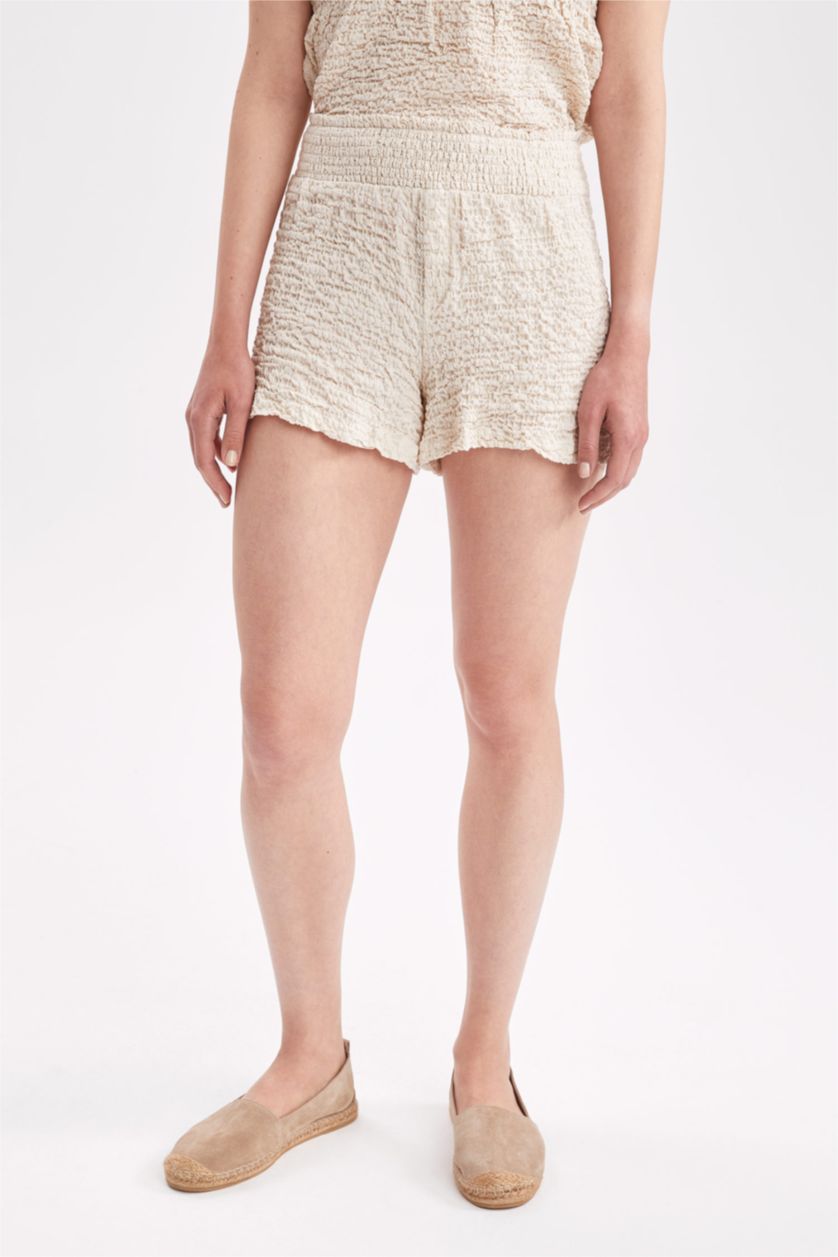 Kadın Ekru Bürümcük Şort