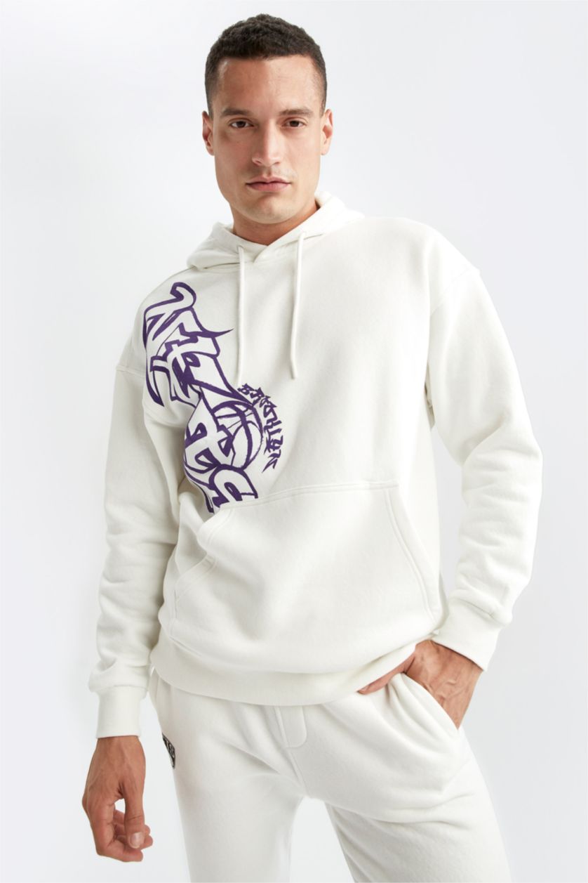 HOMME Écru Defacto Fit NBA Brooklyn Nets Sweat-shirt surdimensionné sous licence