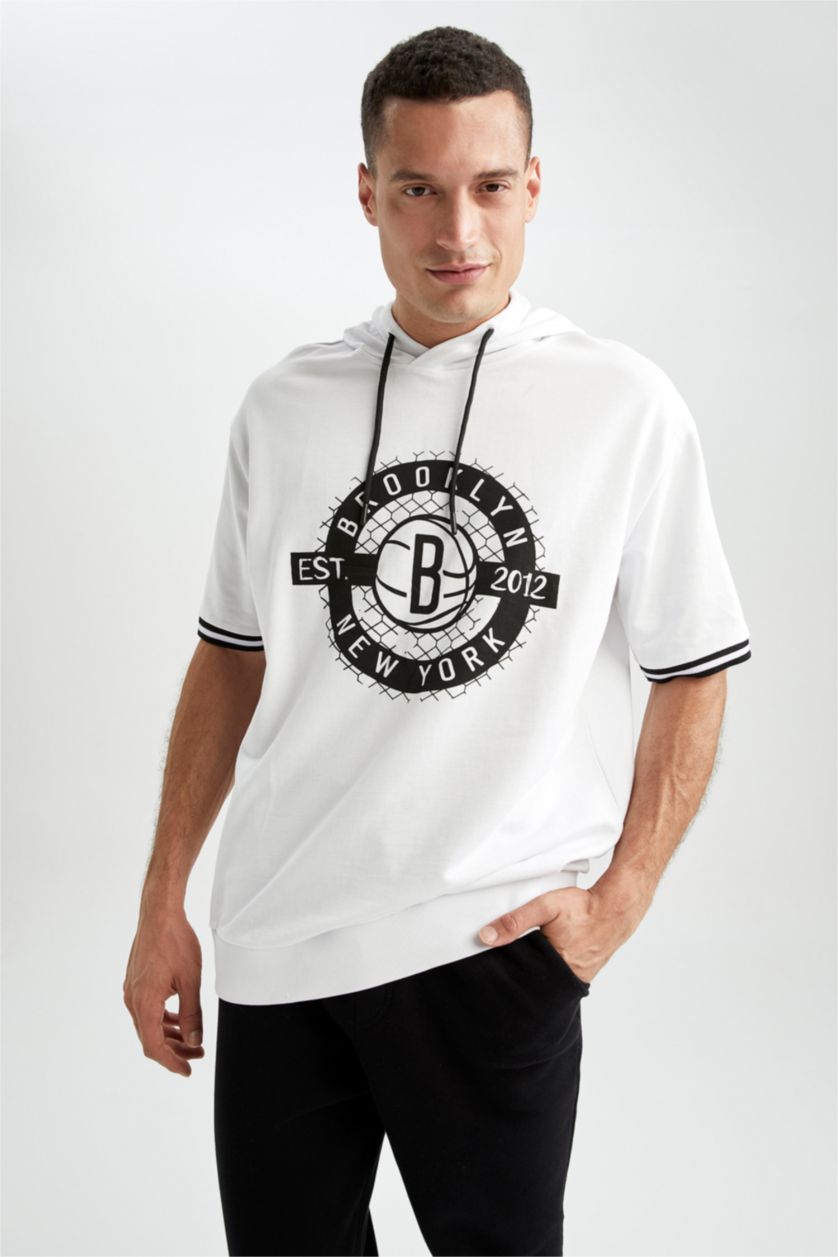 HOMME Blanc Defacto Fit T-shirt surdimensionné sous licence NBA Brooklyn Nets