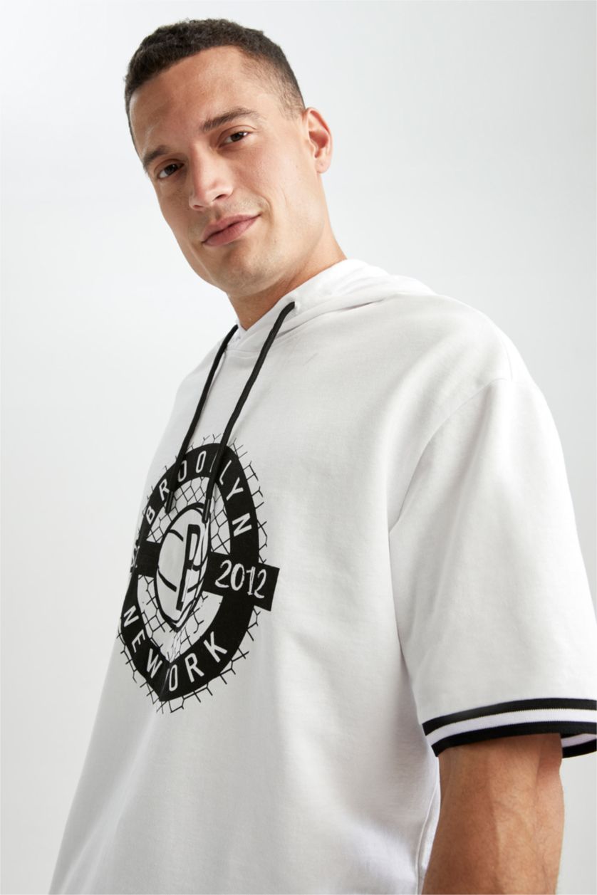 HOMME Blanc Defacto Fit T-shirt surdimensionné sous licence NBA Brooklyn Nets