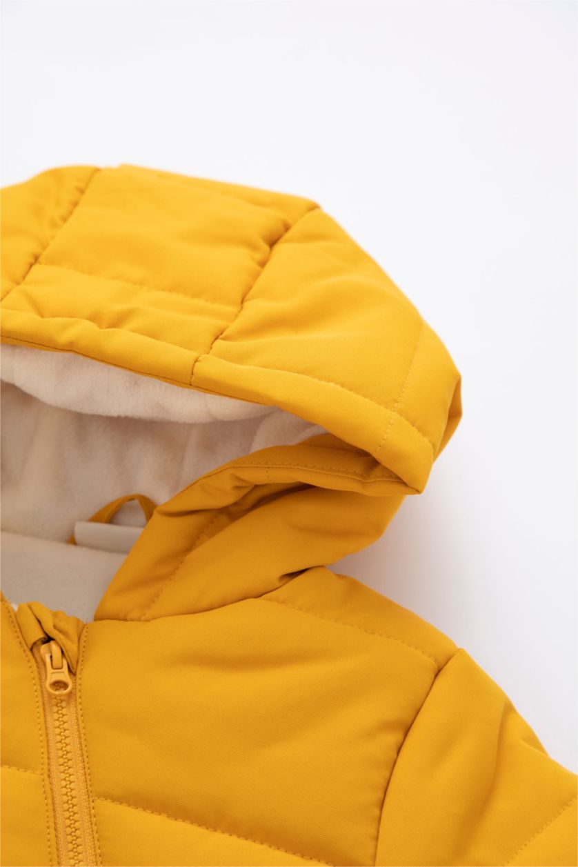 Erkek Bebek Koyu Sarı Erkek Bebek Su İtici Kapüşonlu Astronot Tulum Mont