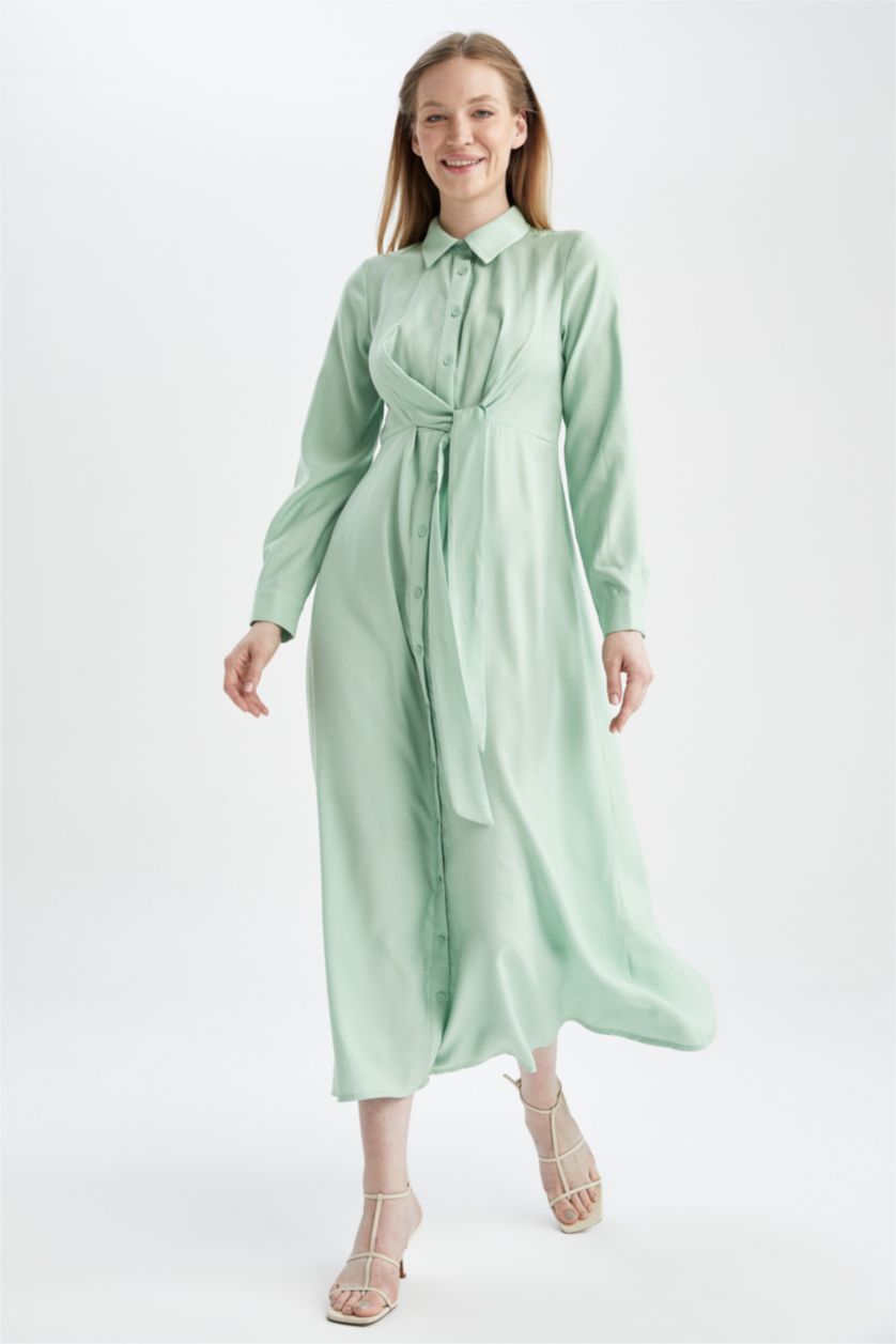 FEMME Bleu Robe longue coupe classique à col chemise et ceinture