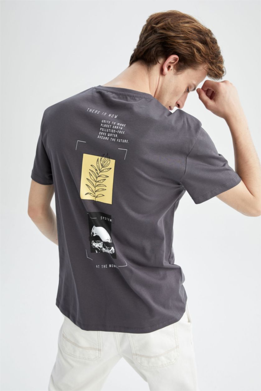 Erkek Koyu Antrasit Regular Fıt Kısa Kollu Tişört