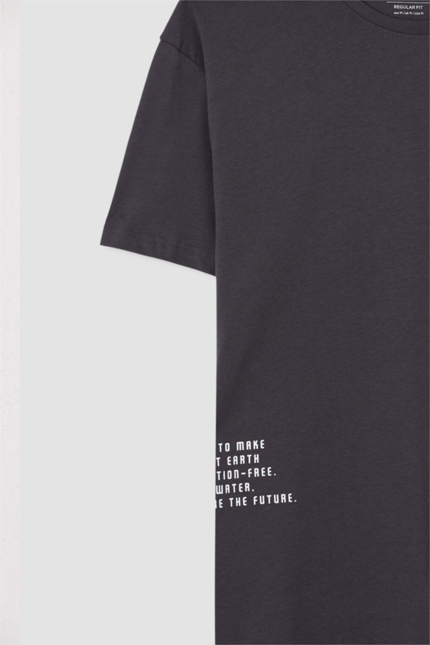 Erkek Koyu Antrasit Regular Fıt Kısa Kollu Tişört