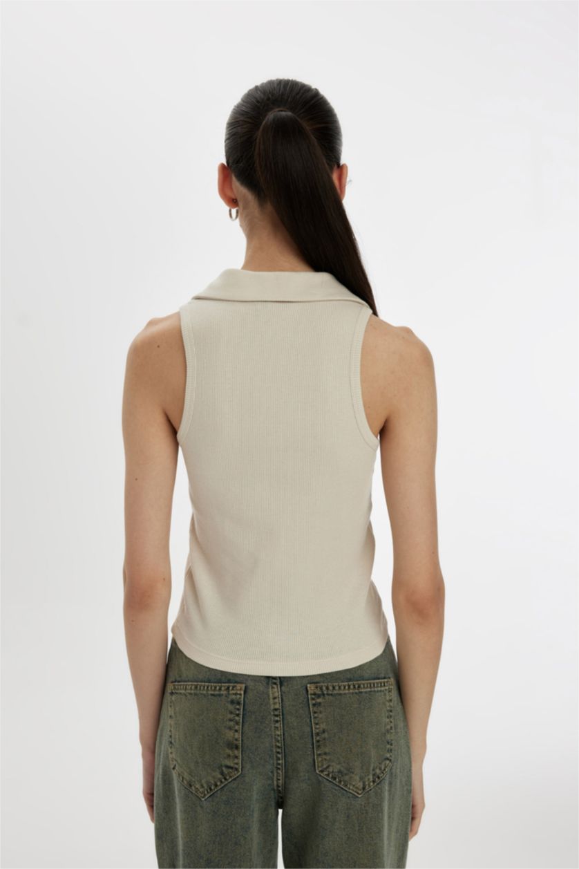 نساء بيج تيشيرت بولو بدون كم مضلع سليم فيت