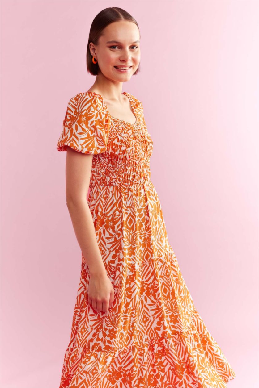 FEMME Écru Robes Col Carré