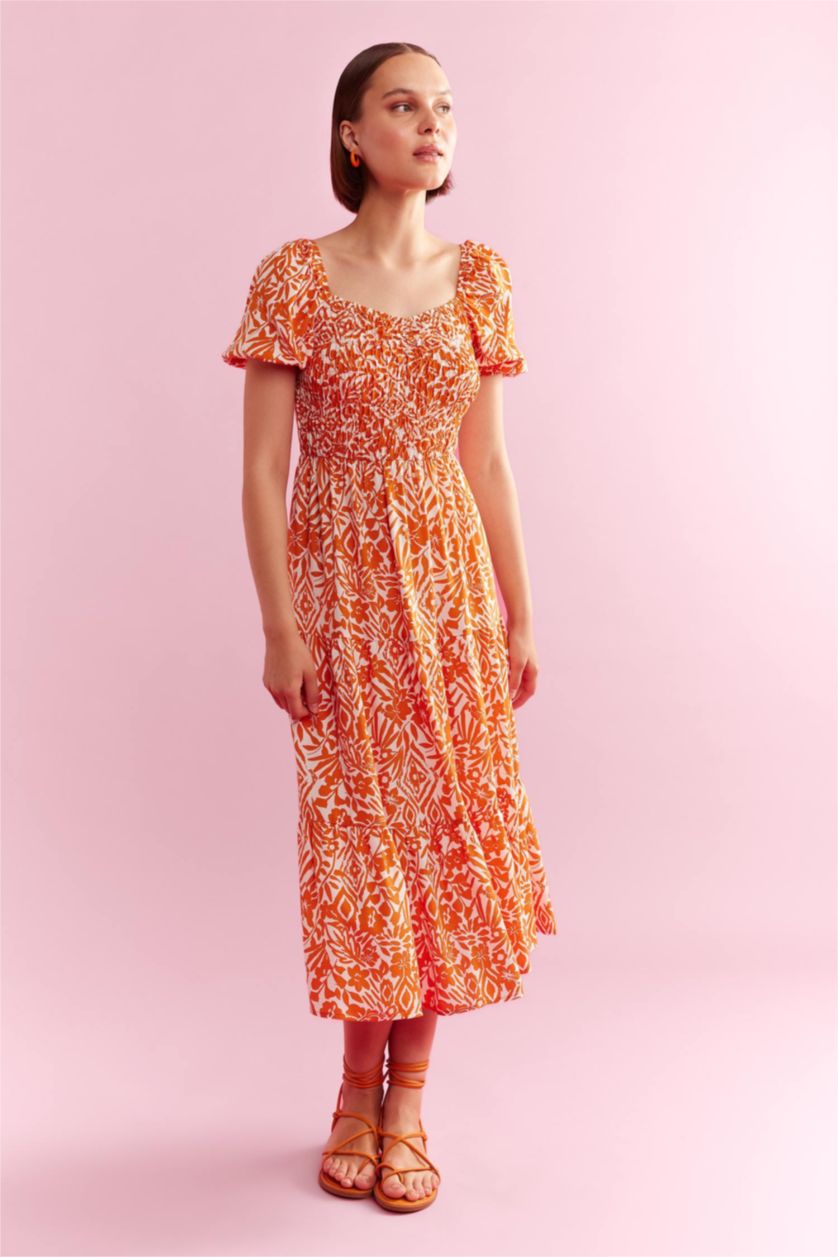 FEMME Écru Robes Col Carré