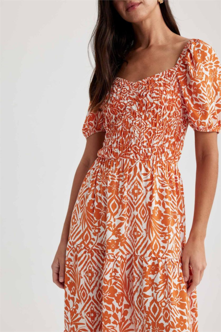 FEMME Écru Robes Col Carré