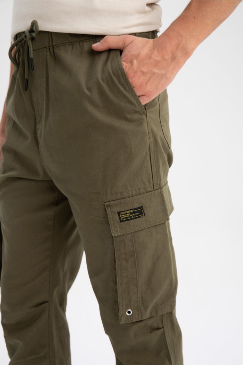 Мужчины Хаки Брюки джоггеры свободного кроя с карманами карго