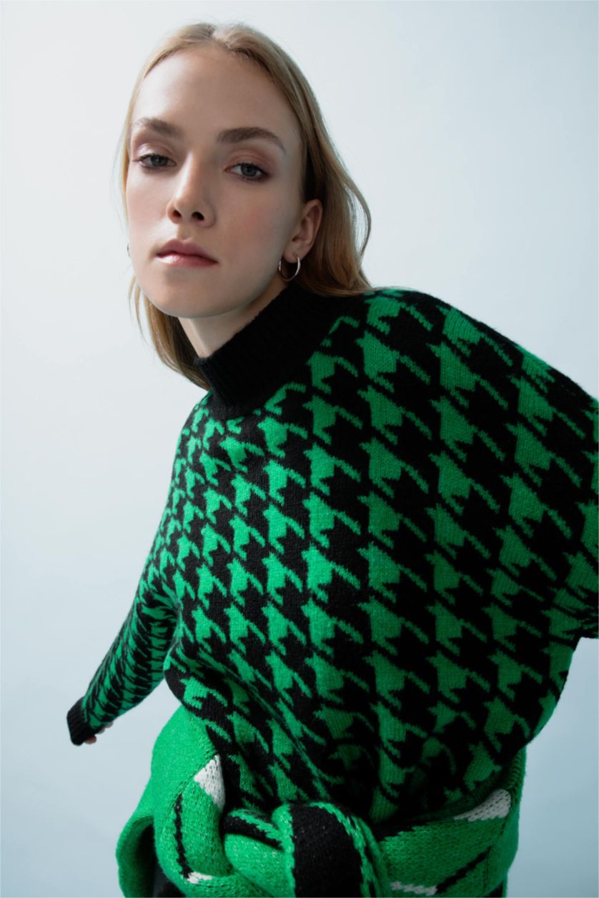 WOMAN Green Relax Fit Half Turtleneck Pullover