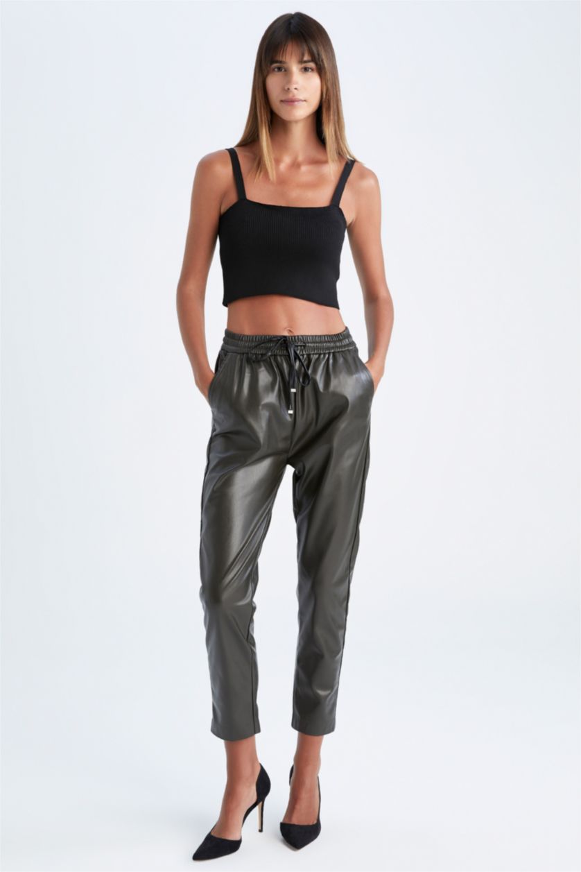 Kadın Siyah Fıtted Straplez Ribana Atlet