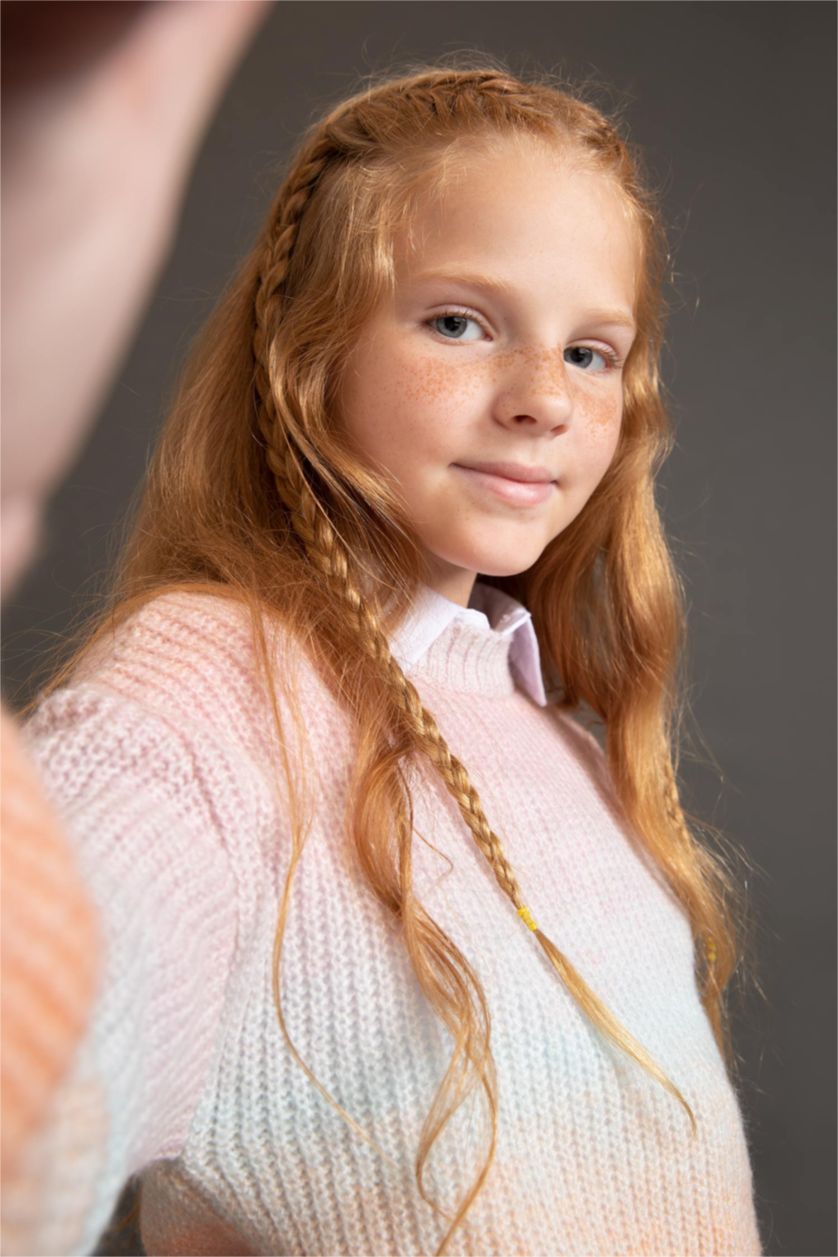 Девочки и подростки Светло-сиреневый Свитер с круглым вырезом для девочек