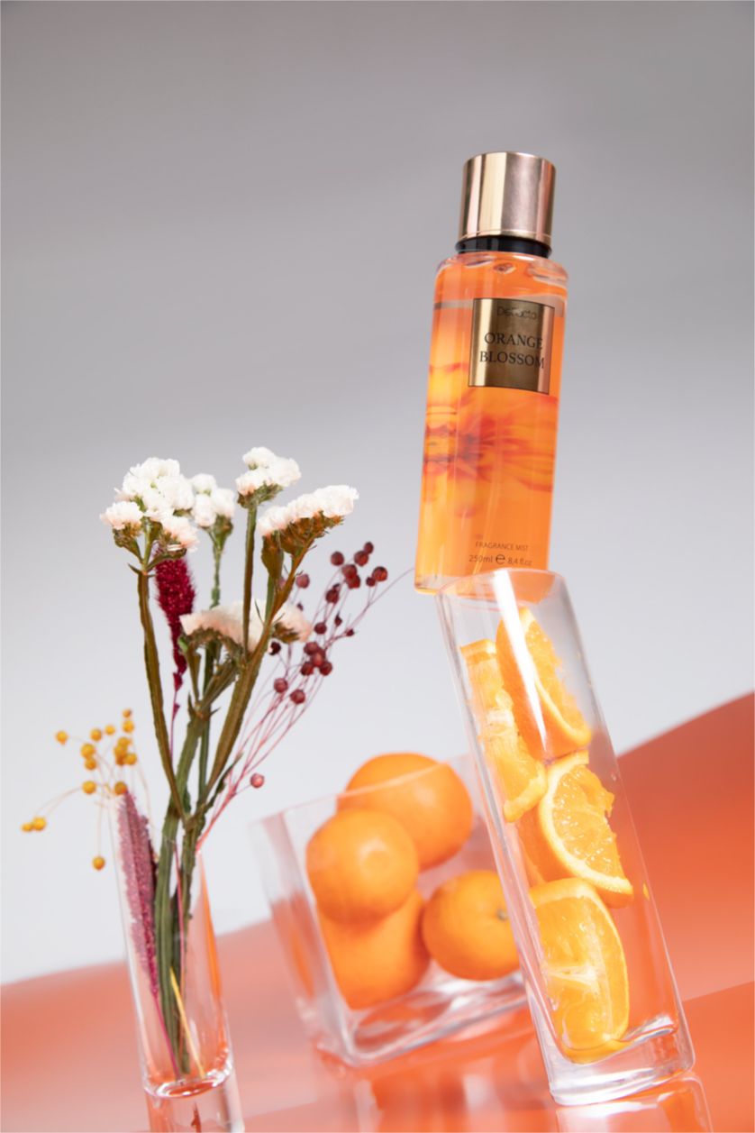 WOMAN Orange Women Body Mist Orange Blossom Fruity 250 ml Body Spray
