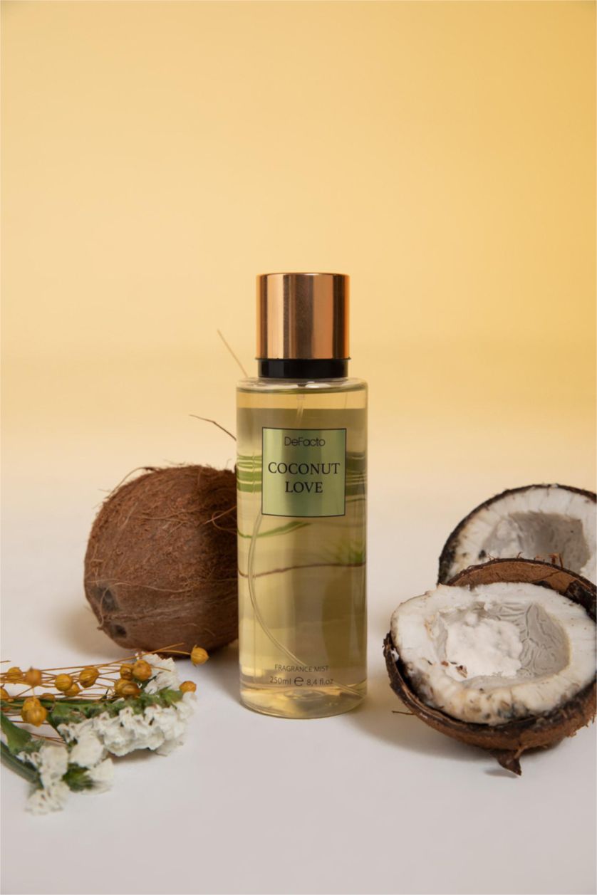 Woman White Women Body Mist Coconut Love Fruity 250 ml Body Spray